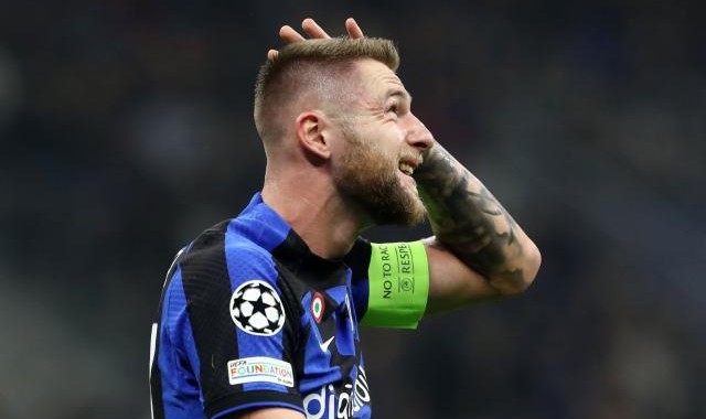 澳洲幸运10免费计划-梁熙明：忠诚人设崩塌！红牌或加速什克离队